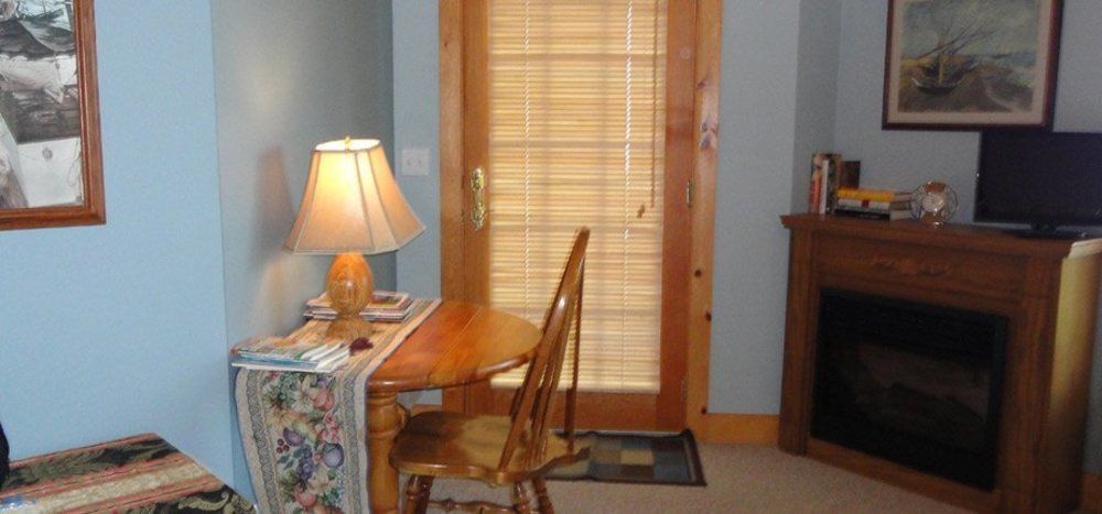 The Torch Lake Bed And Breakfast Central Lake Exteriör bild
