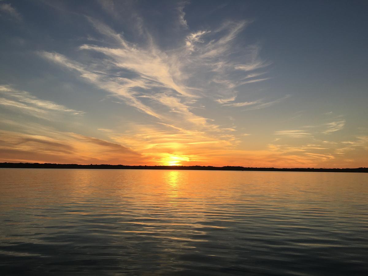 The Torch Lake Bed And Breakfast Central Lake Exteriör bild